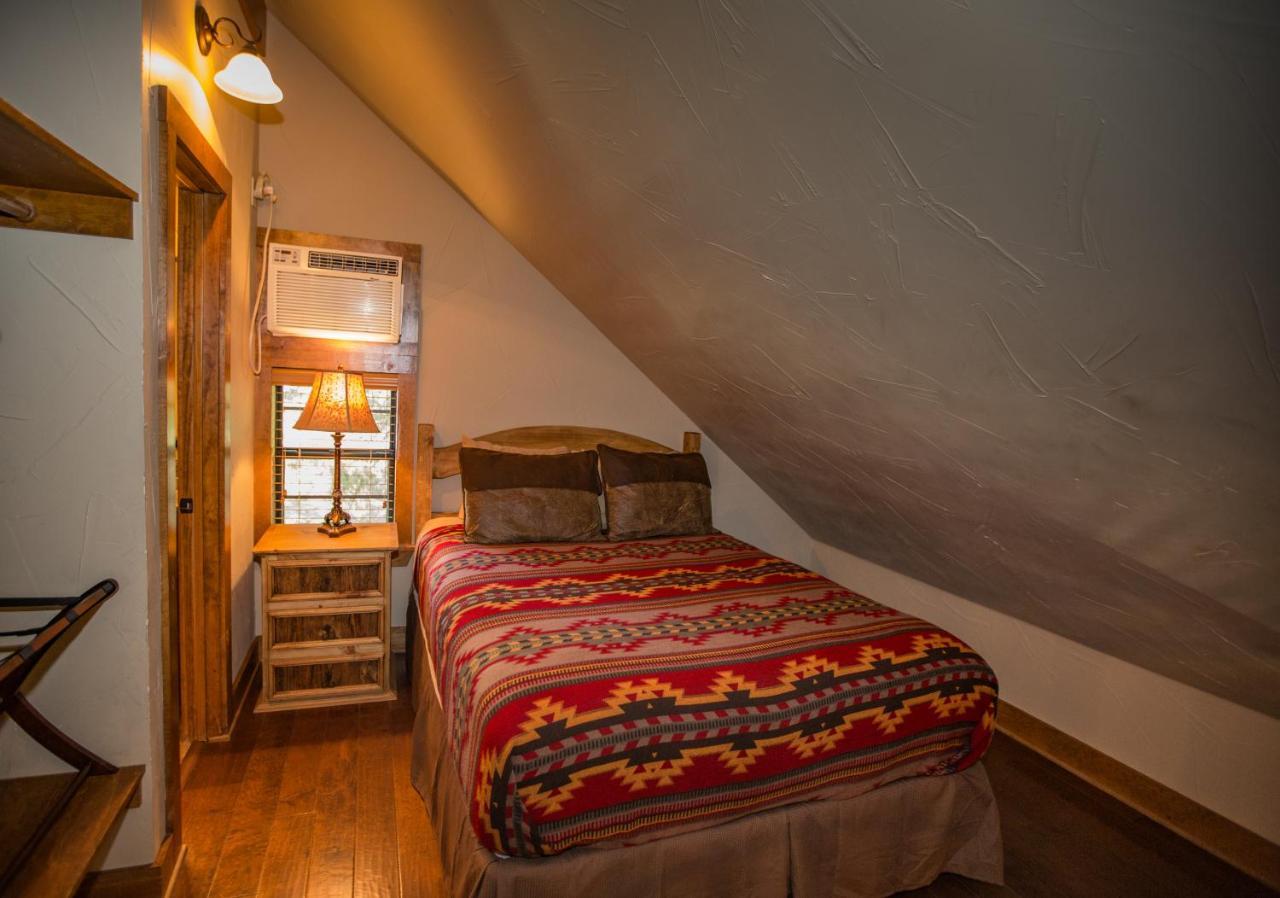 Nrs Event Center & Guest Ranch Hotel Decatur Kültér fotó